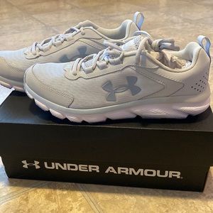 Women’s Under Armour Charged sneakers, size 9. Grayish blue. NEW!